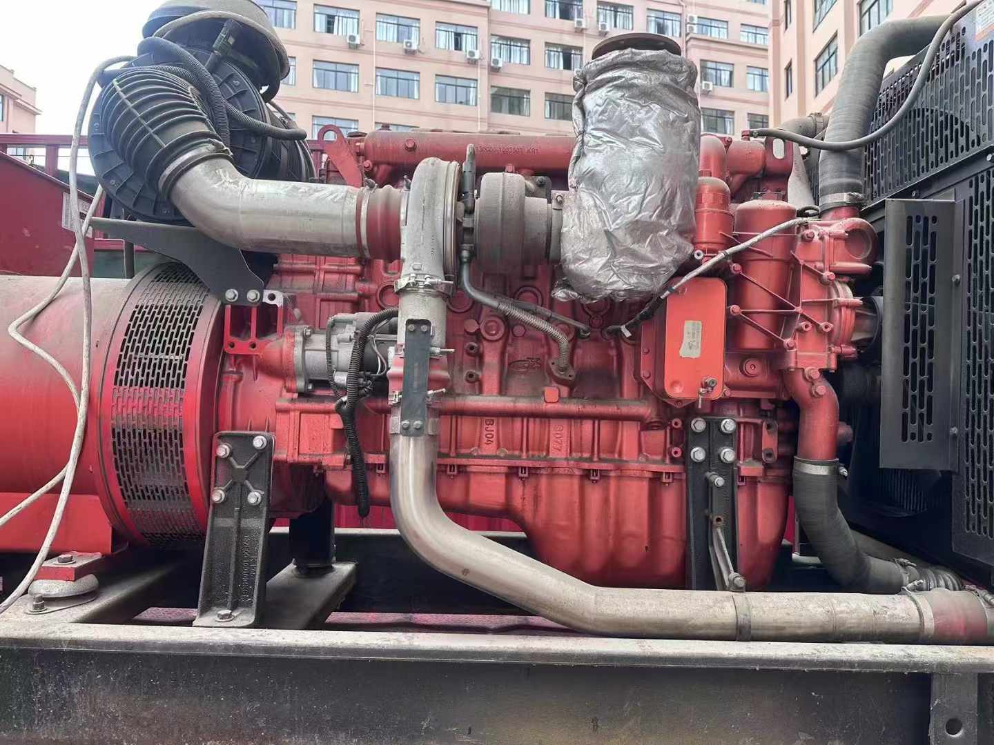 宋洛乡如何选择适合 600kW 柴油发电机组的过载保护器？